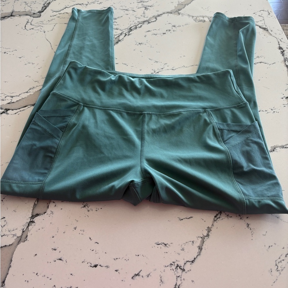 Ebb&Flow Blue Green Workout Pants Size L